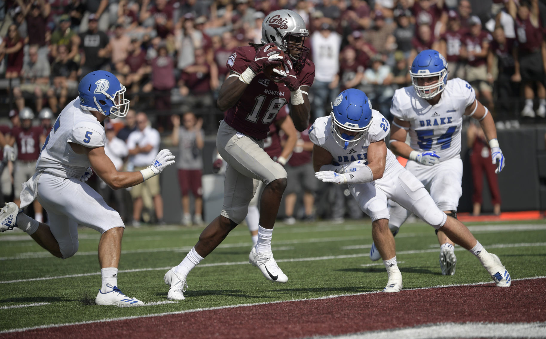 Montana defeats Drake09.JPG